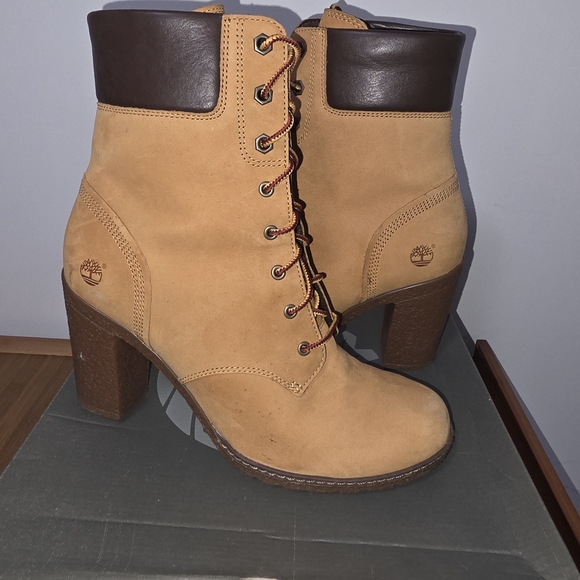 Timberland Women's Tan Leather Boots - Picture 4 of 6